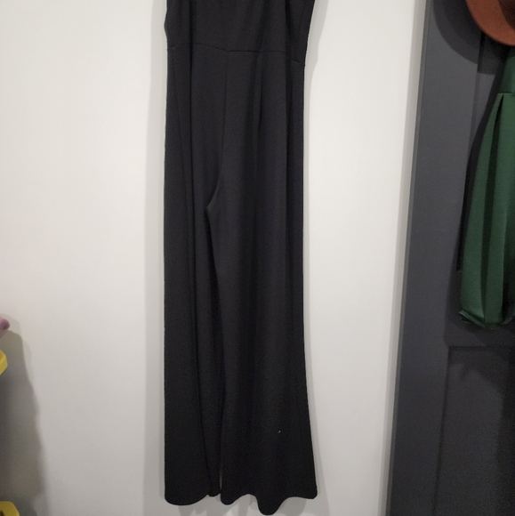 Black Wide Legged Jump Suite - Picture 6 of 6